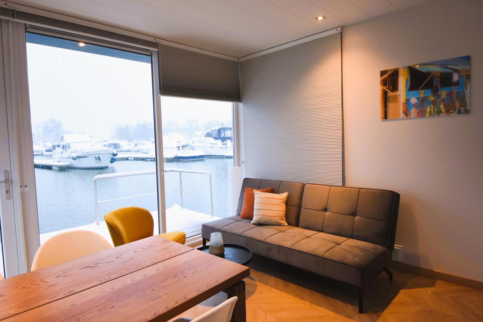 马斯特里赫特 Houseboat Trinidad酒店 外观 照片